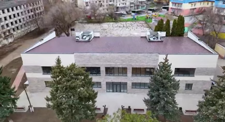 Din ruină, renaștere.  O fostă cantină, abandonată timp de peste 20 de ani, prinde astăzi din nou viață, devenind o nouă...