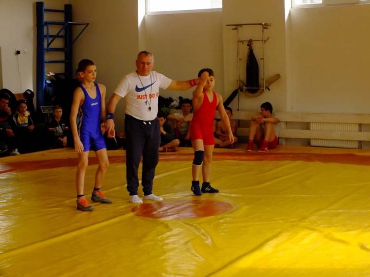 Turneul Republican la Lupte libere între copii și cadet din comuna Stăuceni