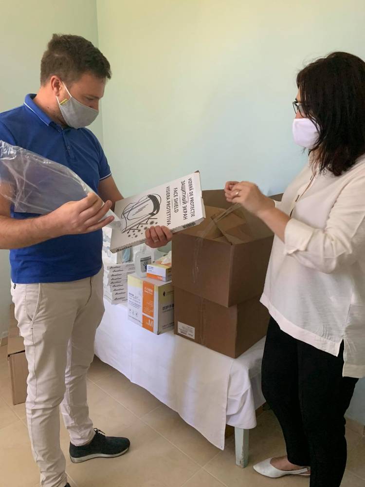 Vizită de lucru la instituțiile de învățământ din localitate