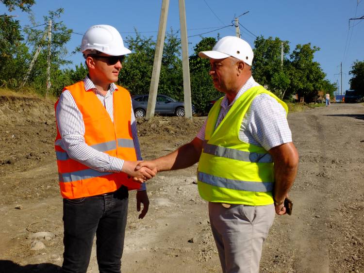 Primăria comunei Stăuceni dă start unui amplu proiect de infrastructură